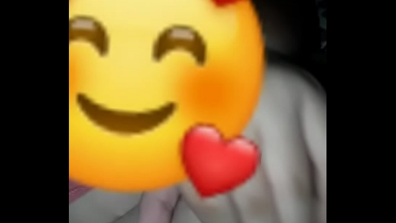 PERDEU A VIRGINDADE COM O DEDO DE TANTO TES&Atilde;O