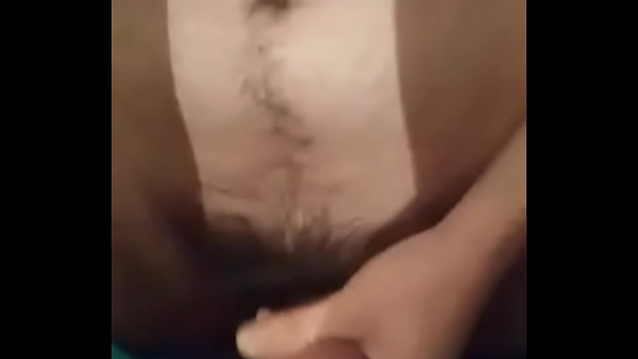 Masturbandome hasta venirme