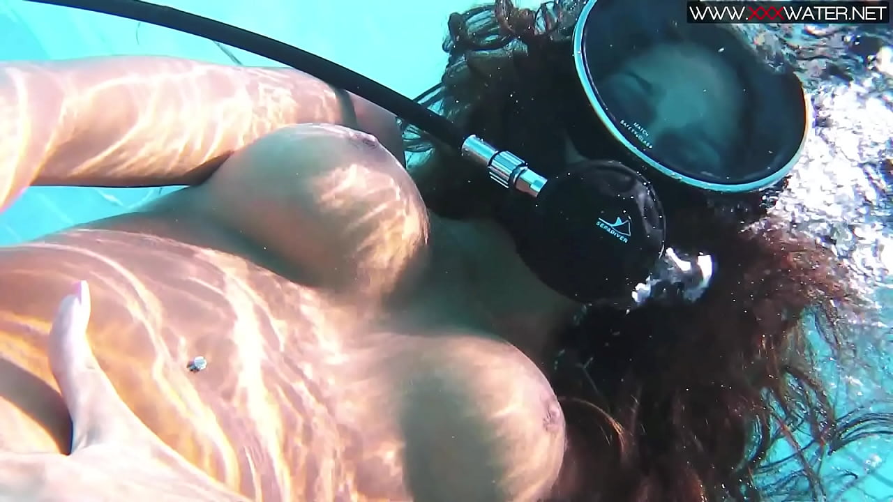 Masturbation and dildo action in the pool by Kalgotkina