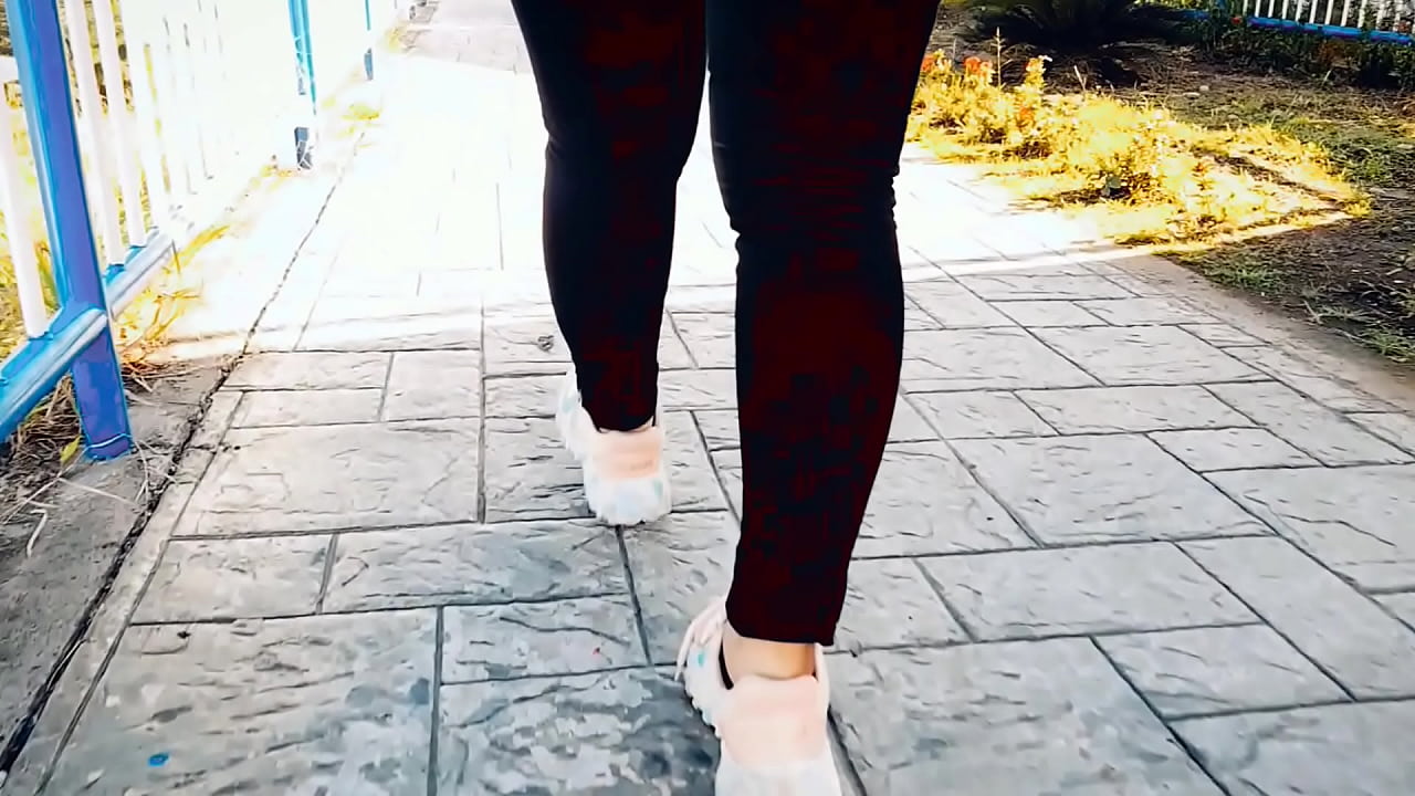 Mi Primera Vez Con Una Milf