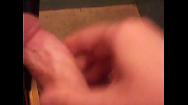 Masturb&aacute;ndome en el ba&ntilde;o