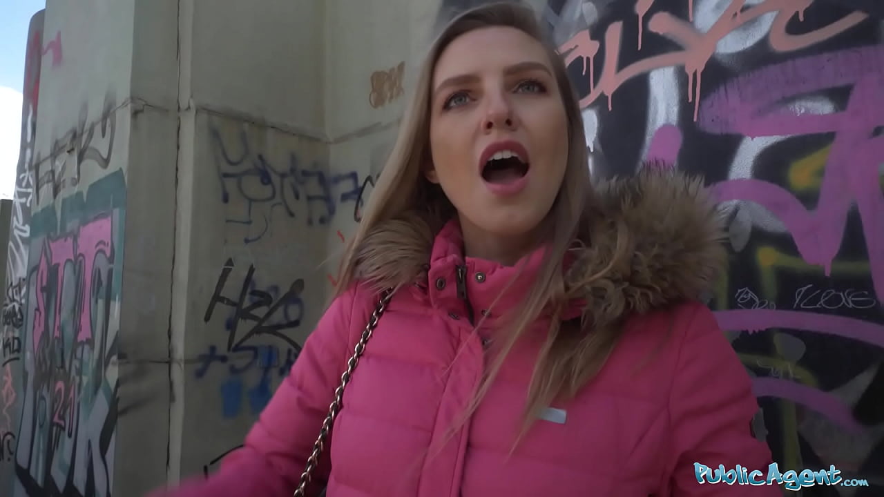 Pubic Agent She give a first class BJ outdoors before shagging a big dick inside