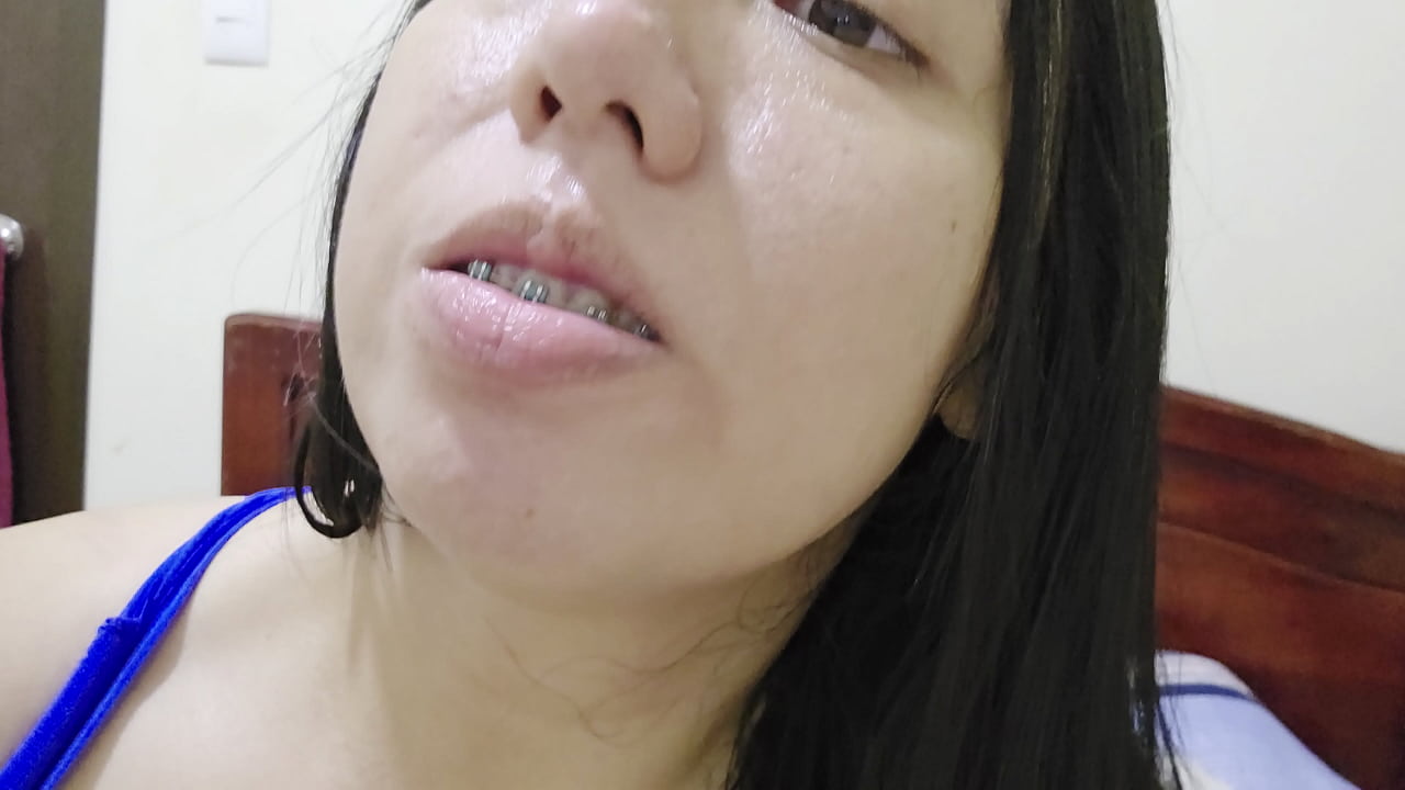 The perverted stepmother and her cucumber - straight to the pussy