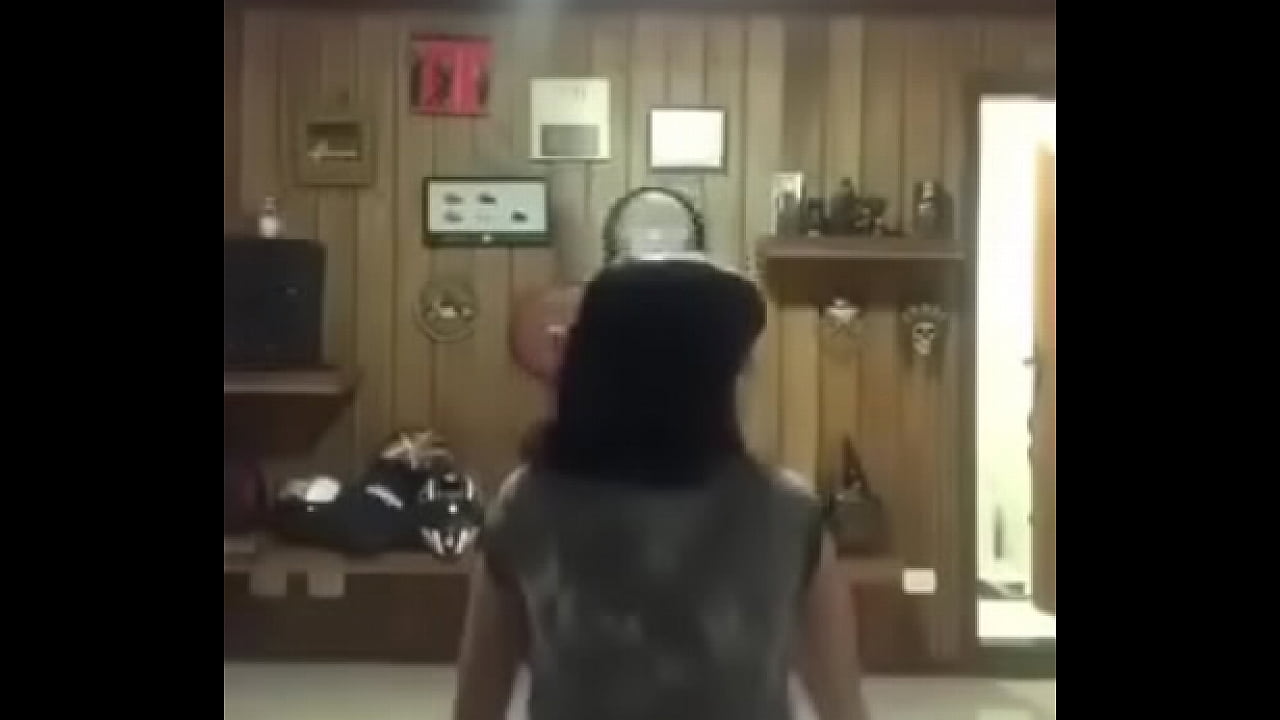 dan&ccedil;andopelaprimeiravez