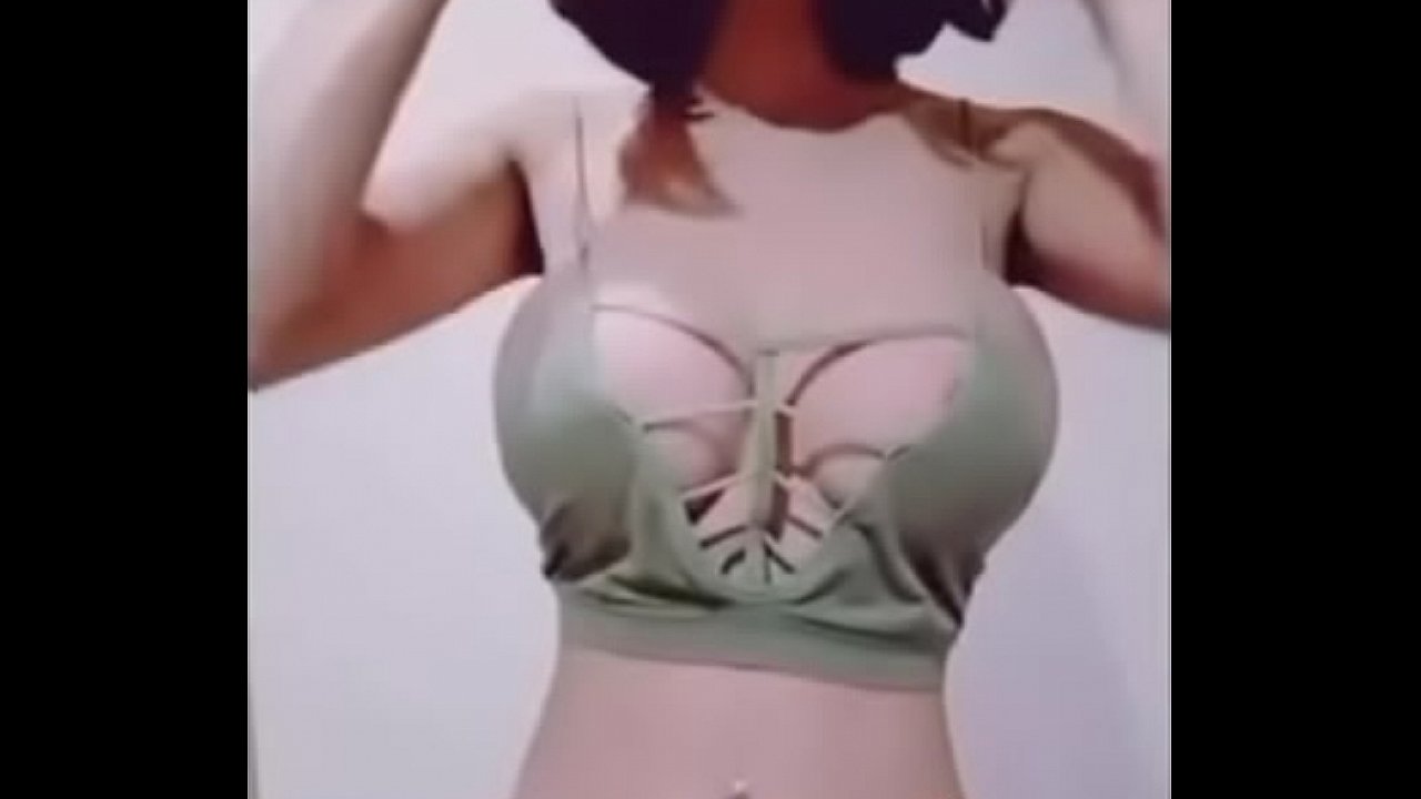 เกี่ยวหีโชว์ สุดสวยชี้เงี่ยนมาก