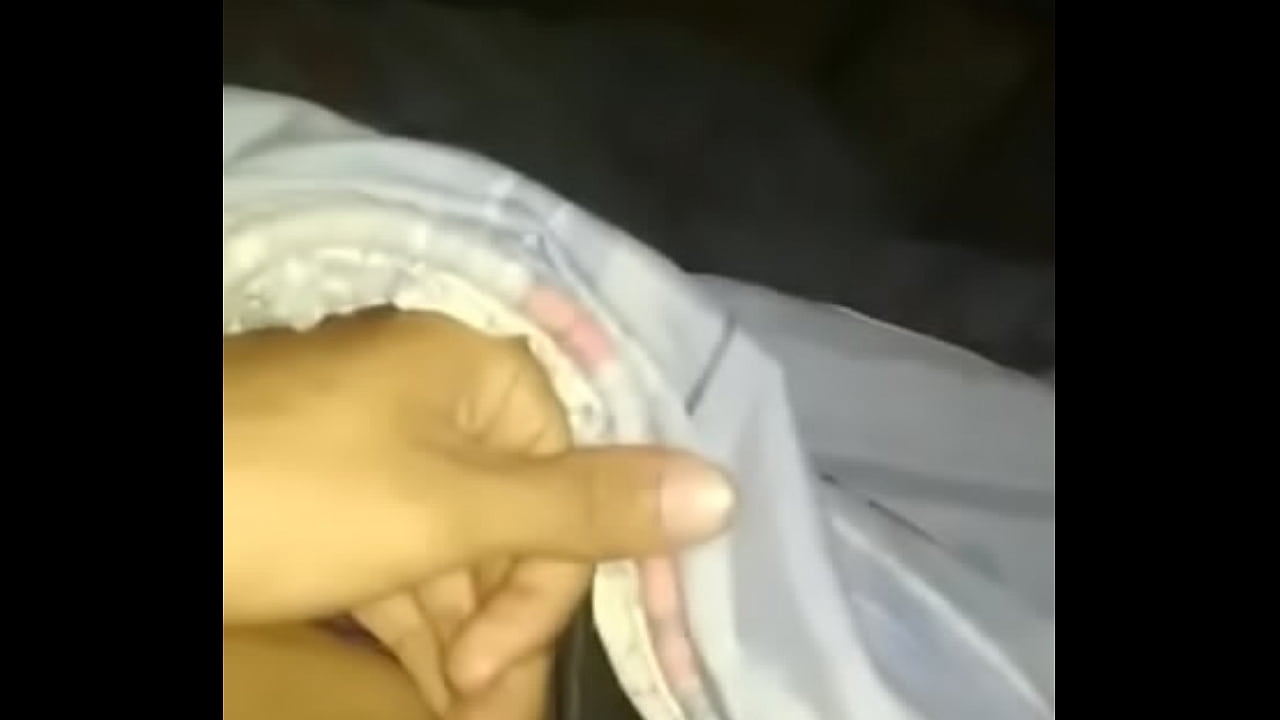 jugando con su verga