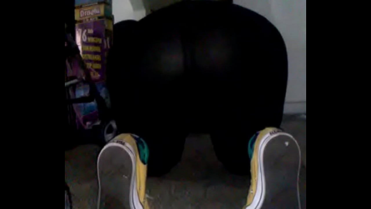 GIRLFRIENDS ASS THRU LEGGINGS