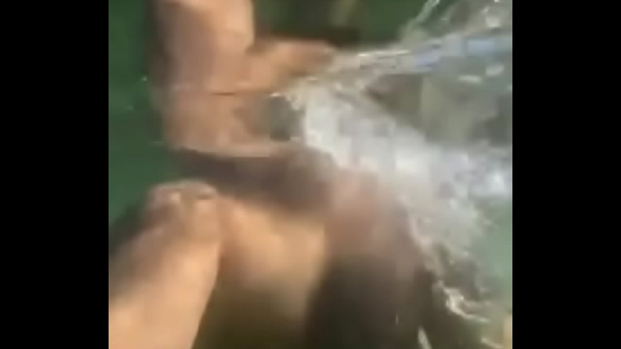 Pajeet getting his ass bashed by the ganges riger