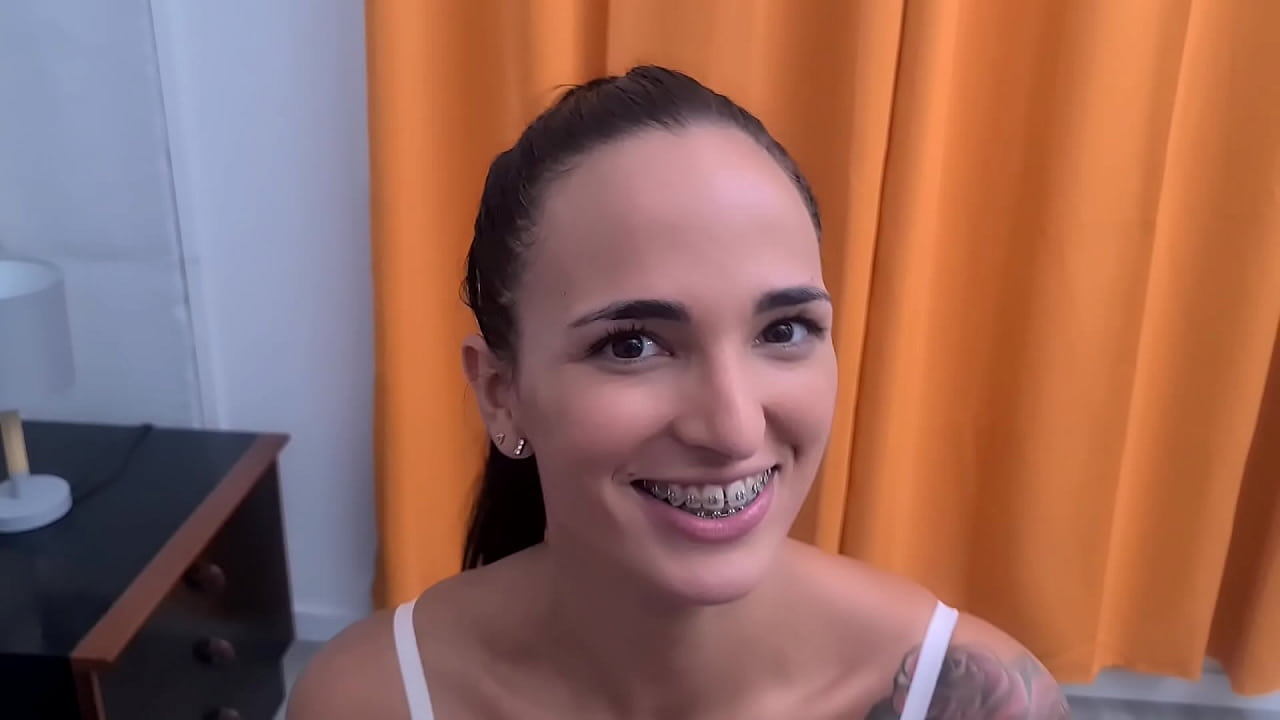 Claudia Bavel se folla una bbc y le dedica el video a su ex