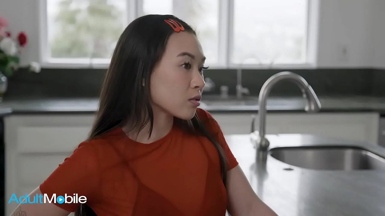 ADULTMOBILE - Kimmy Kimm, Nade Nasty - Step Sibling Stories 3 Scene 3 - Naughty Sister