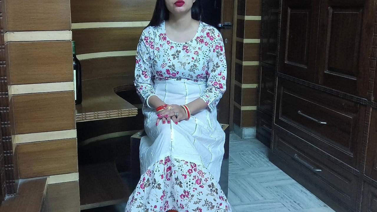 सोतली बहन चोद सुतेला भाई से चूत चुदाई का मजा मैंने अपनी शादी के बाद लिया. मेरे सुतेला भाई का जिस्म जिम के कारण बहुत सुडौल है. मैं उससे हमेशा चुदना चाहती थी