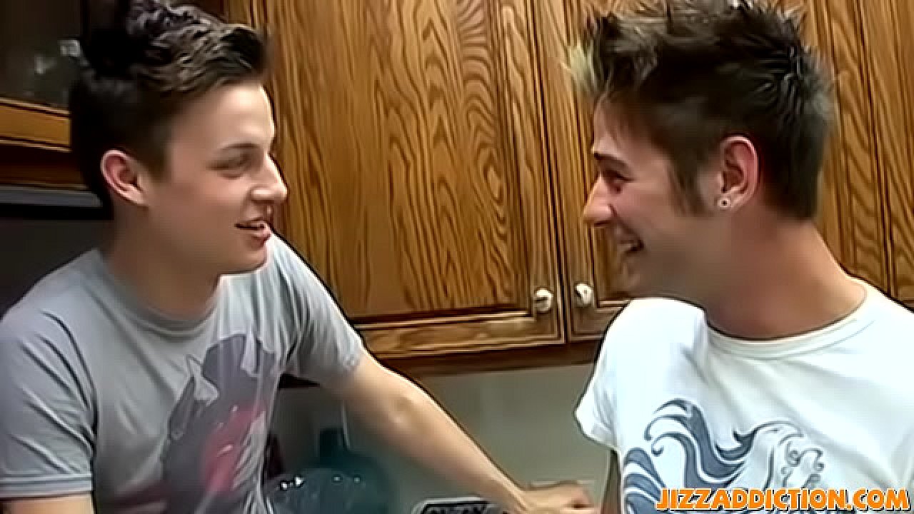 Sucking and anal threesome after party