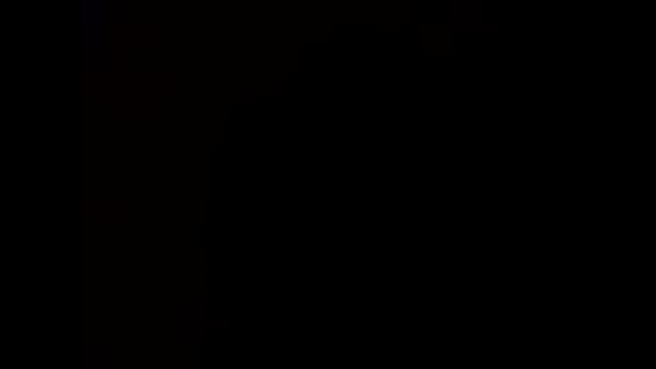 Le gusta exitarse frente a la camara