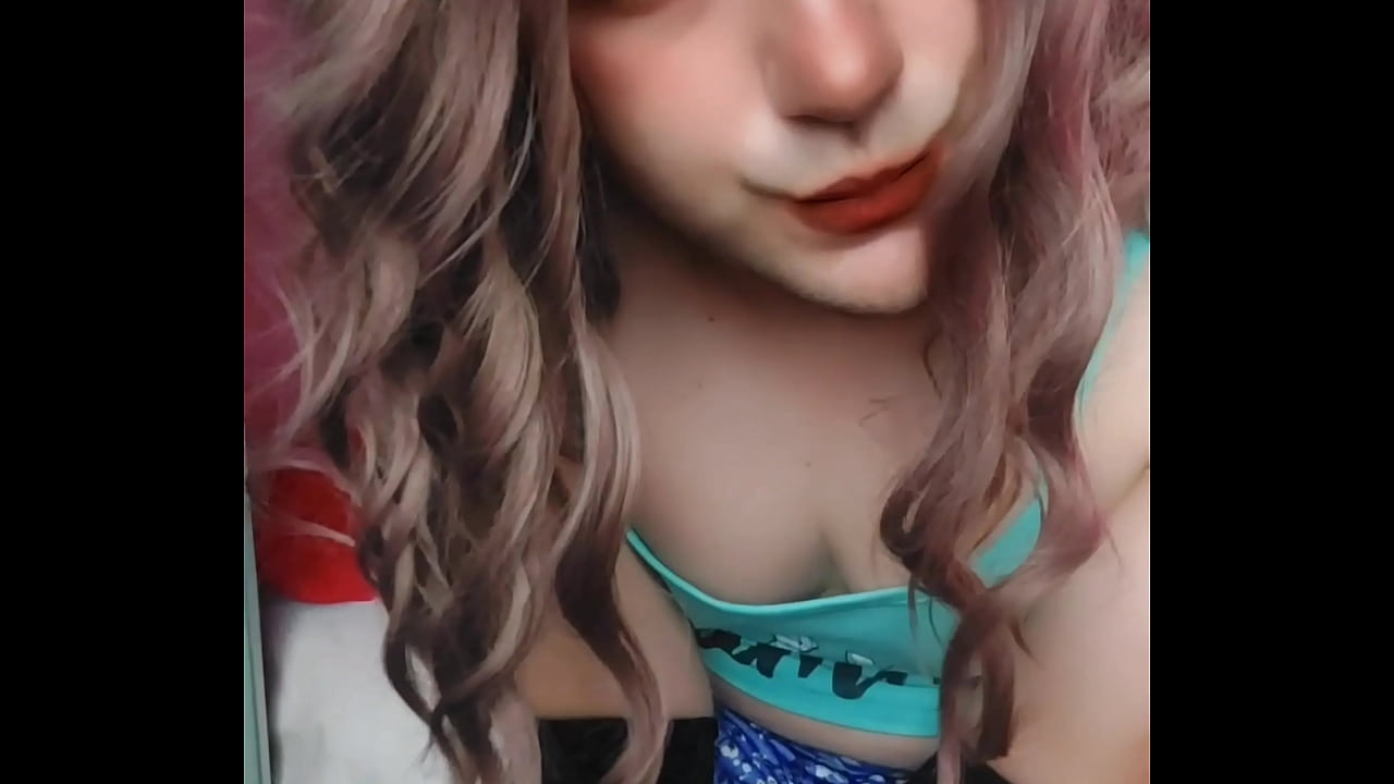 Youtube Model crossdresserkitty Pre Cumming Masturbating Cute Cock Between White Smooth Legs For Hot Cumming in Next Videos