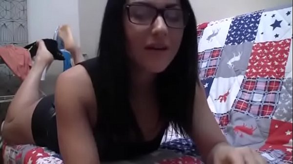 Jessika Linkoln Takes Off Her Little Shorts