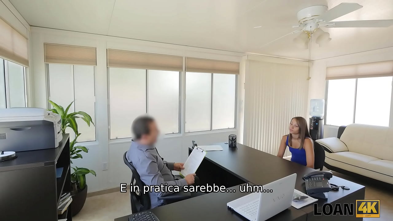 LOAN4K. Il problema delle ragazze brune pu&ograve; essere risolto se fa sesso in banca