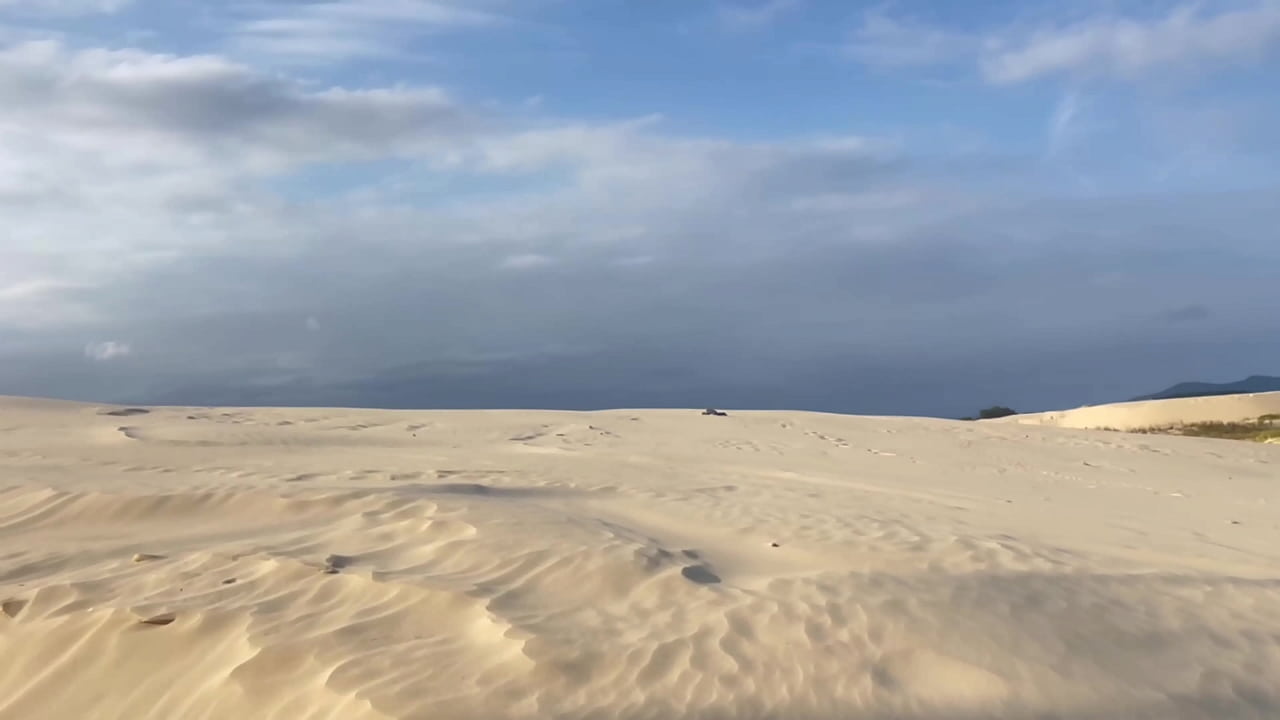 Um dia a casa cai fomos flagrados transando em uma estrada deserta