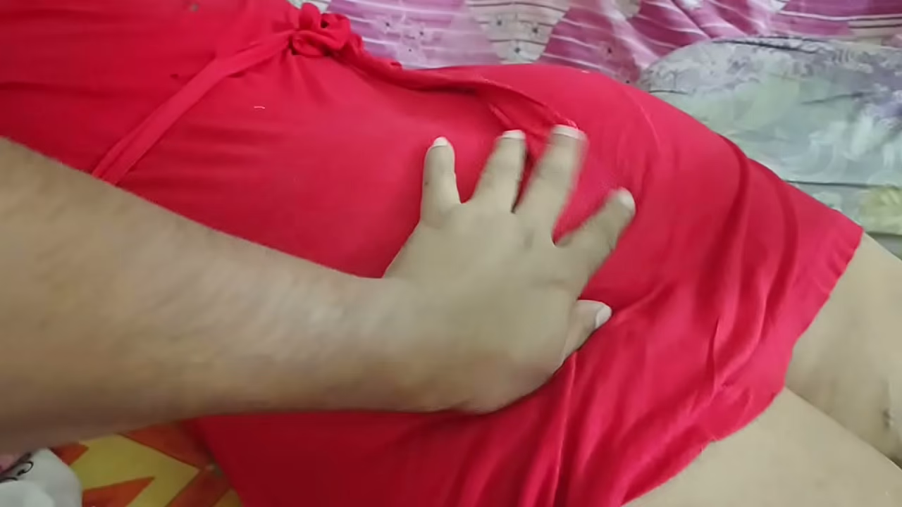 RED Hot Kavita Showing her big ass - The Round Hot Ass