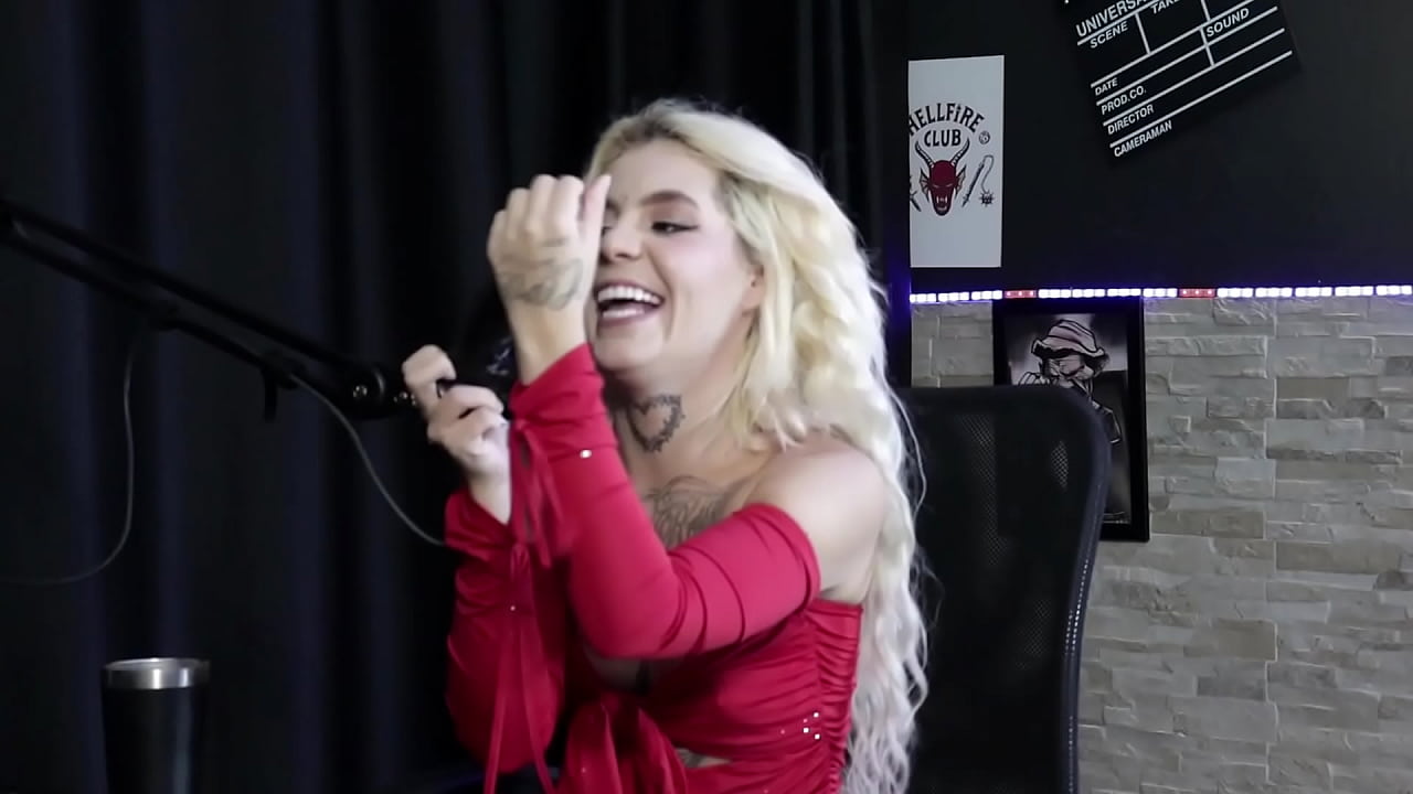 COMPILADOS DA KYRA SEX NO PRELIMINARES PODCAST COM BIA HOT - PARTE 5 (WATCH ON: SHEER/RED)