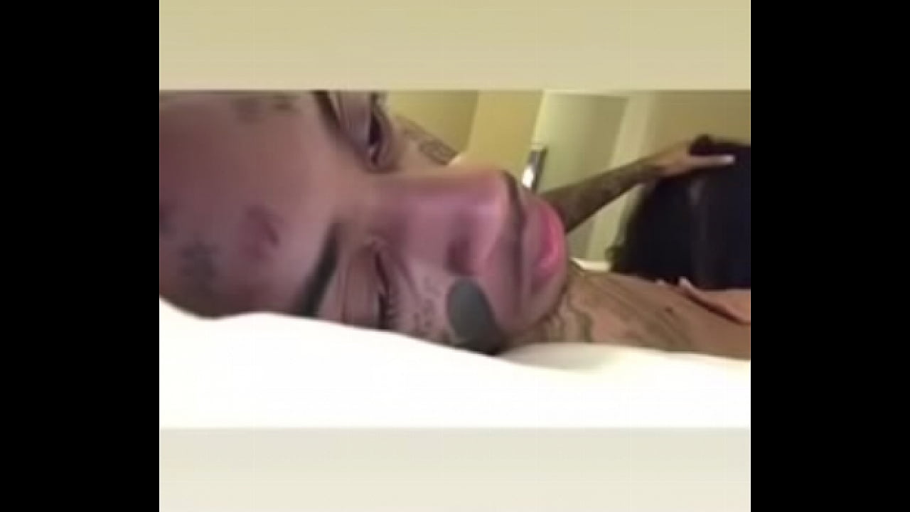 BoonkGang le chupan la polla por otra negra muy buena. (Parte 2)