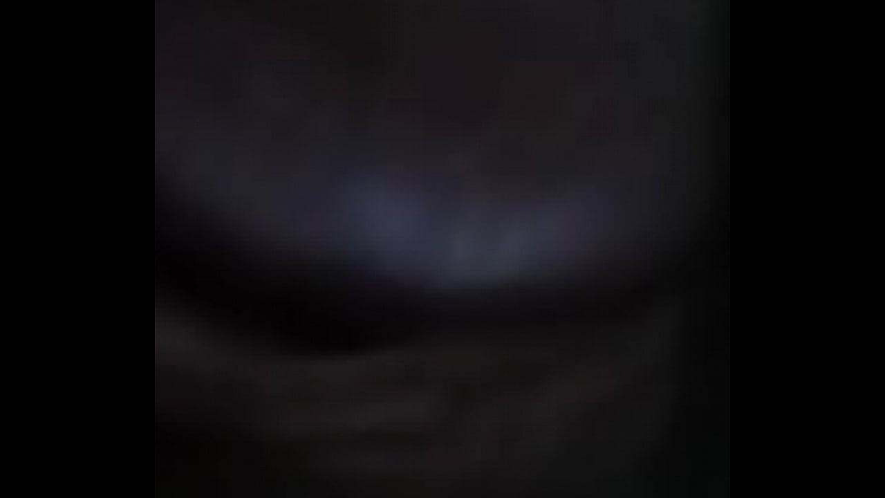 Jovencito solo en casa