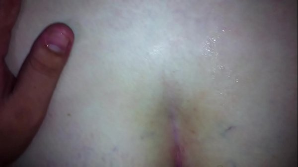 Comendo um c&uacute; d. gostoso!