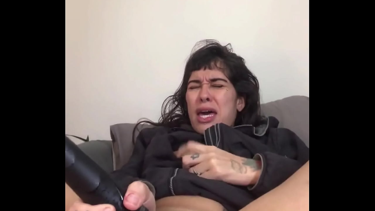 free pv French Cutie Huge Dildos Anal And Squirt in private show