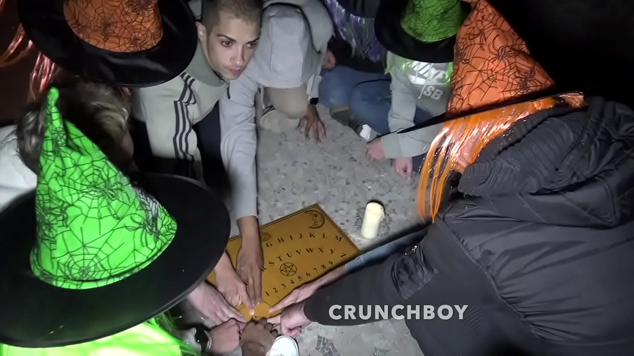 il se fait remplir durant la nuit d'halloween