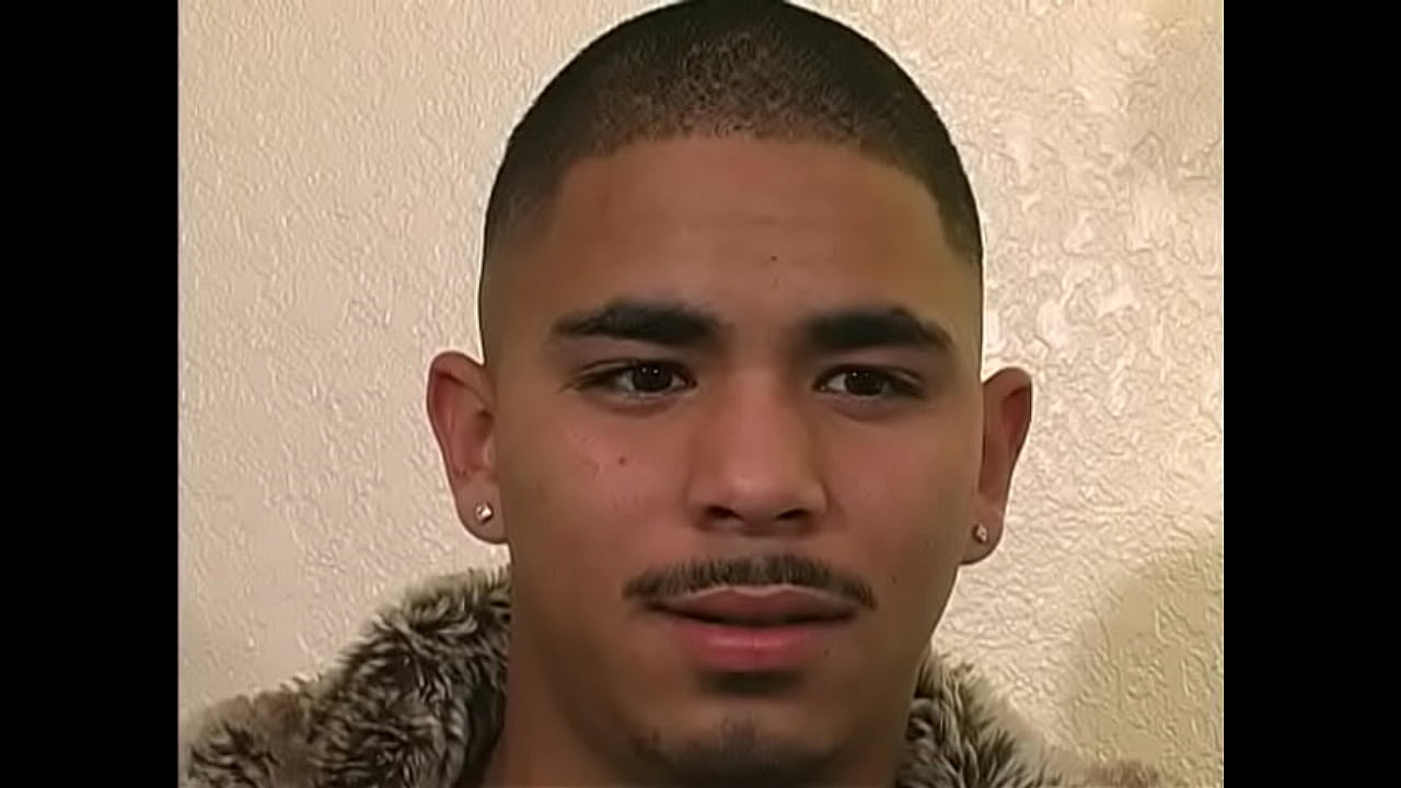 Big dick bilatinmen shows off his big verga and hot culo