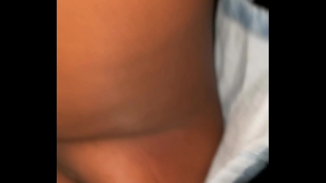 Em p&uacute;blico apenas s&oacute; saia