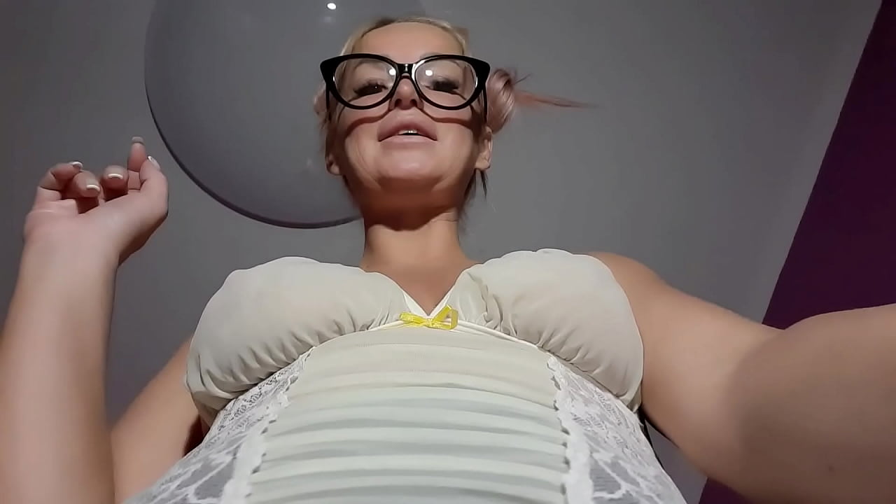 Sexy mistress play with