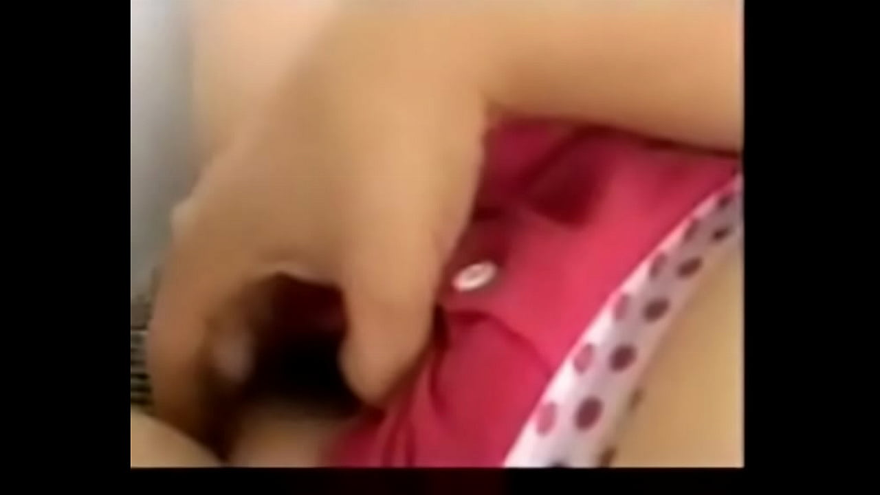 mariposa se masturba en balcon