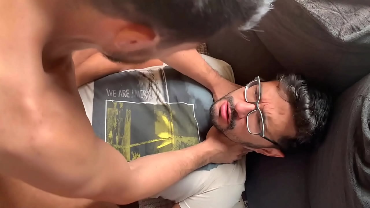 Fodendo gostoso o Marcos Goiano (Brazilian Bareback Fuck)