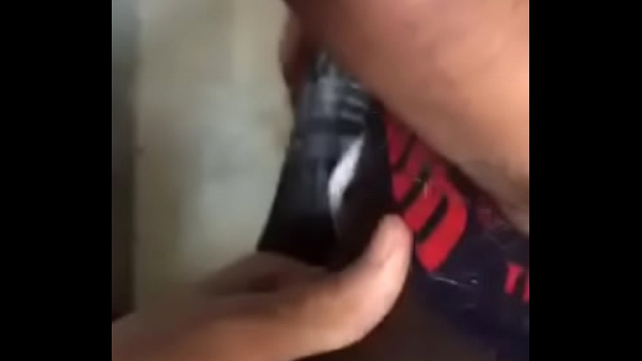 dụ trai thẳng trai qu&ecirc; b&uacute; cu