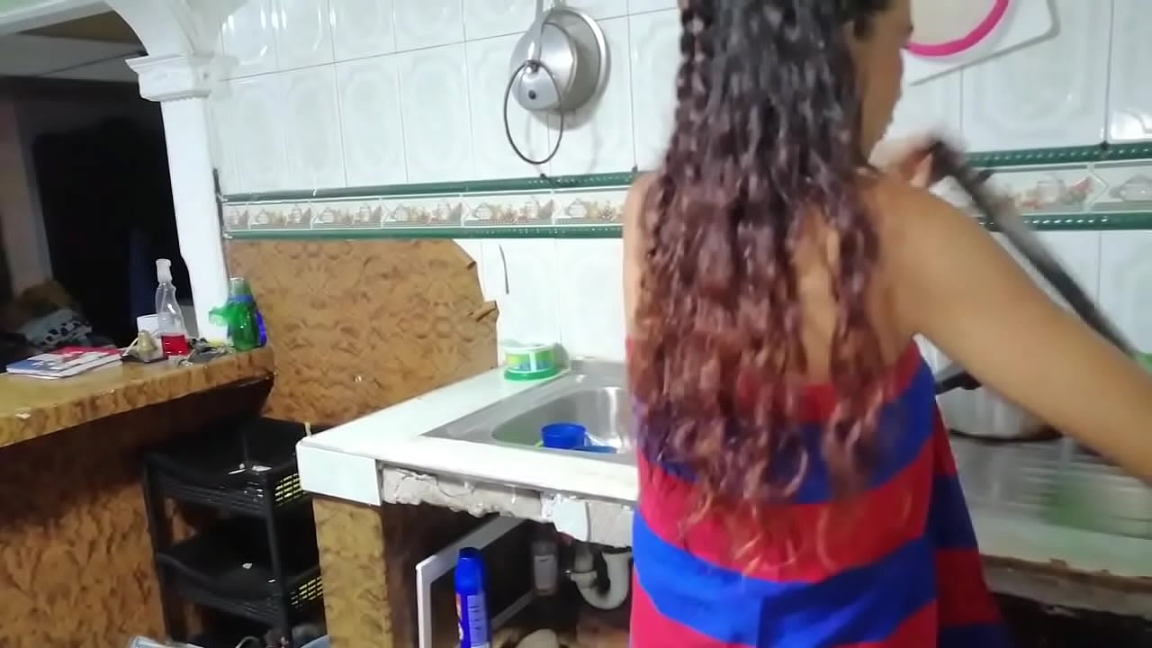 cojo su vagina en la cocina