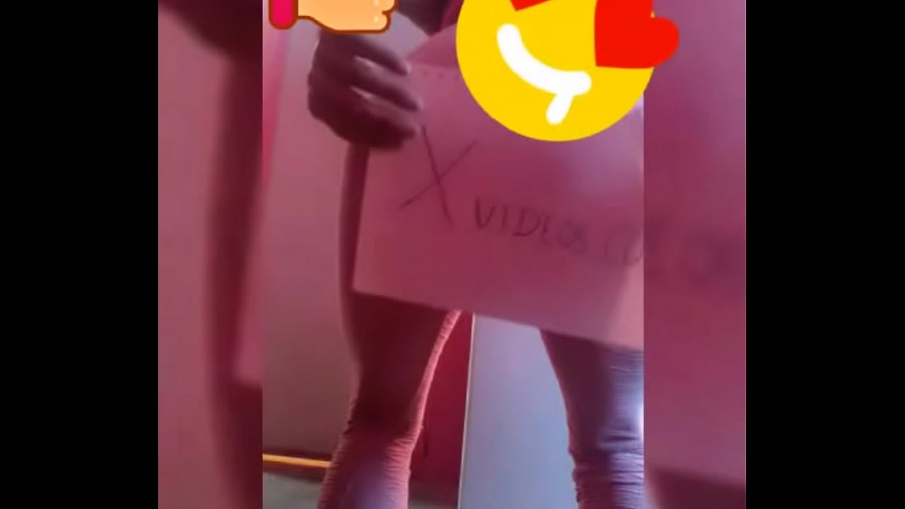 Culona en mallas quiere verga