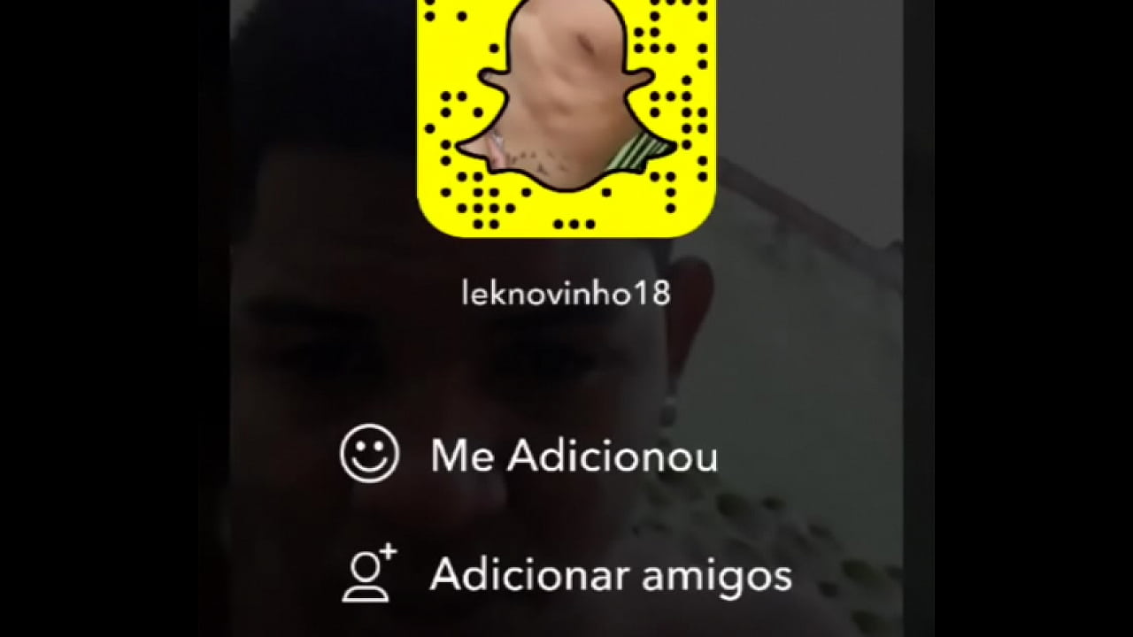 Novinho gozando no s.