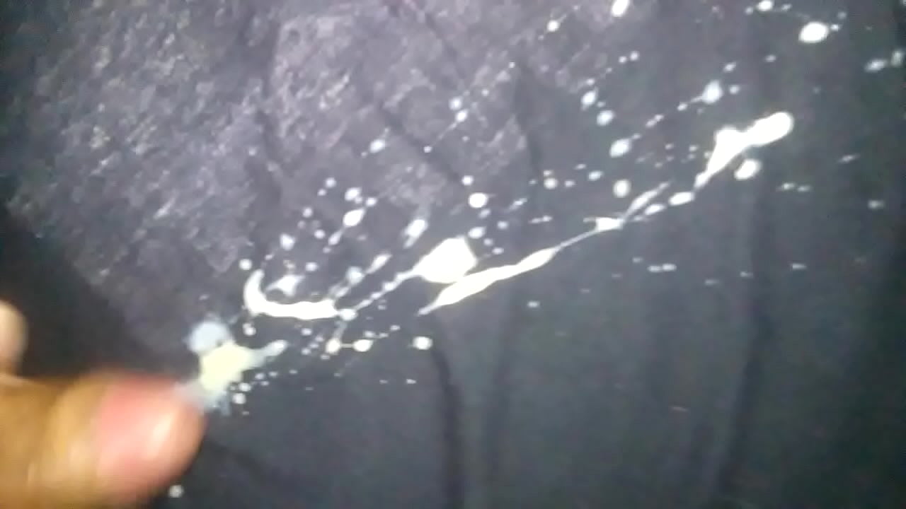 gosto comer travesti,coroas, novinhas,ccdzinhas,amo fuder...