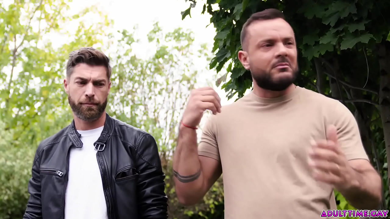 The censored scene with Wolverine vs Bear