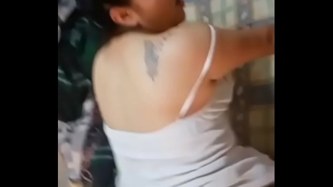 Puta esposa pide verga mientras coge con &Aacute;ngel