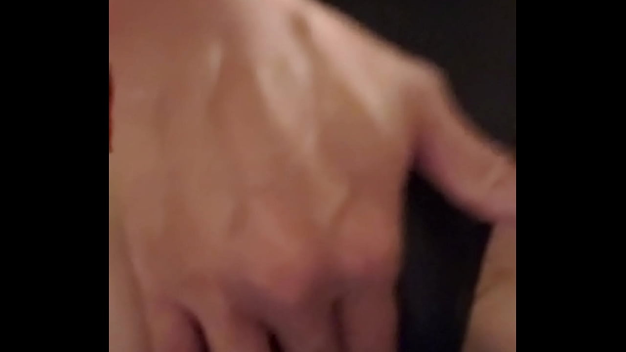 【個人撮影】素人の人妻に競泳水着を着させてぶっかけ