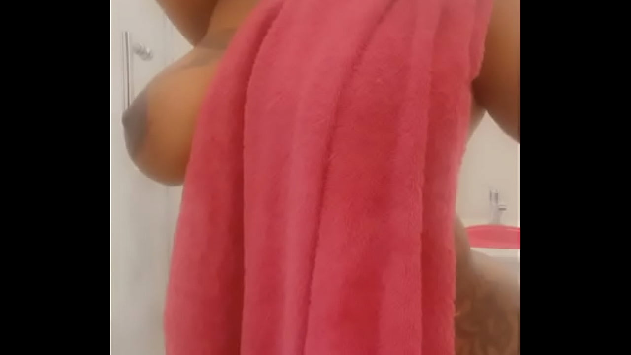 Hello du nouveau sur ma page arrive