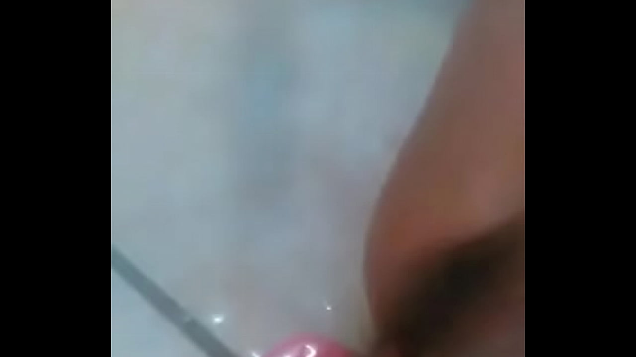 rica mamasita masturbandose con su peine