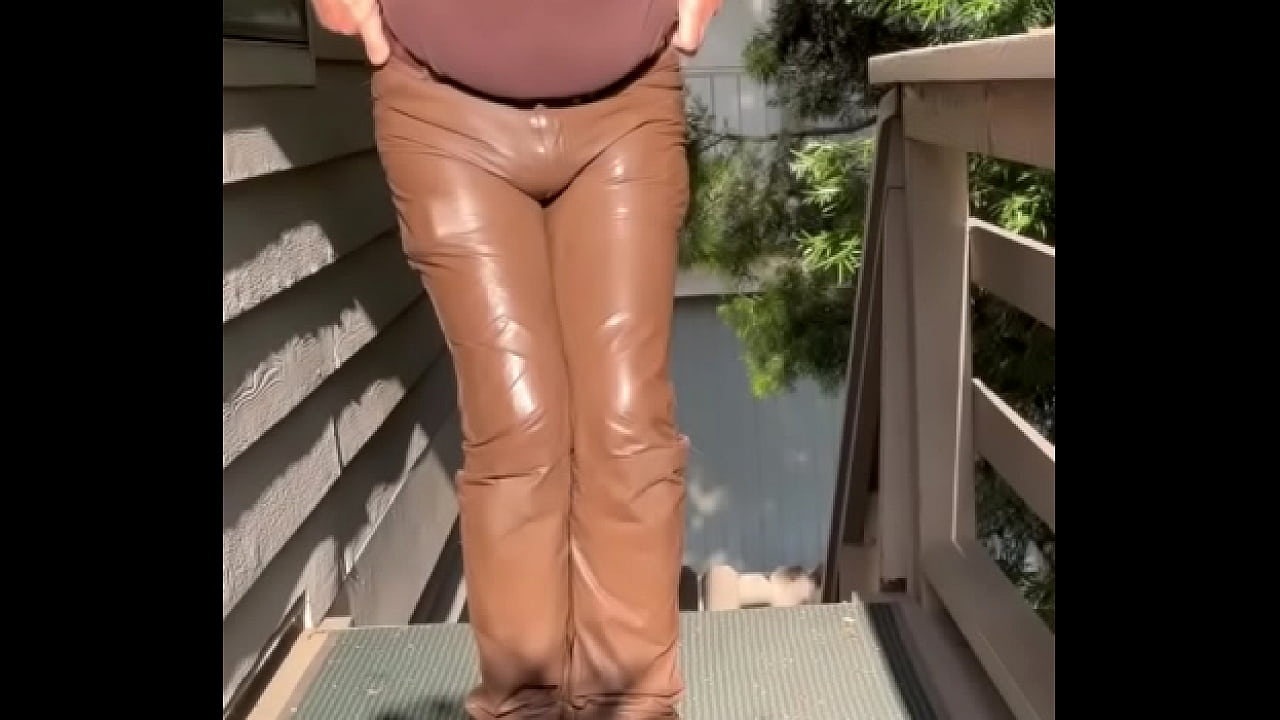 I like to cum inside my pants