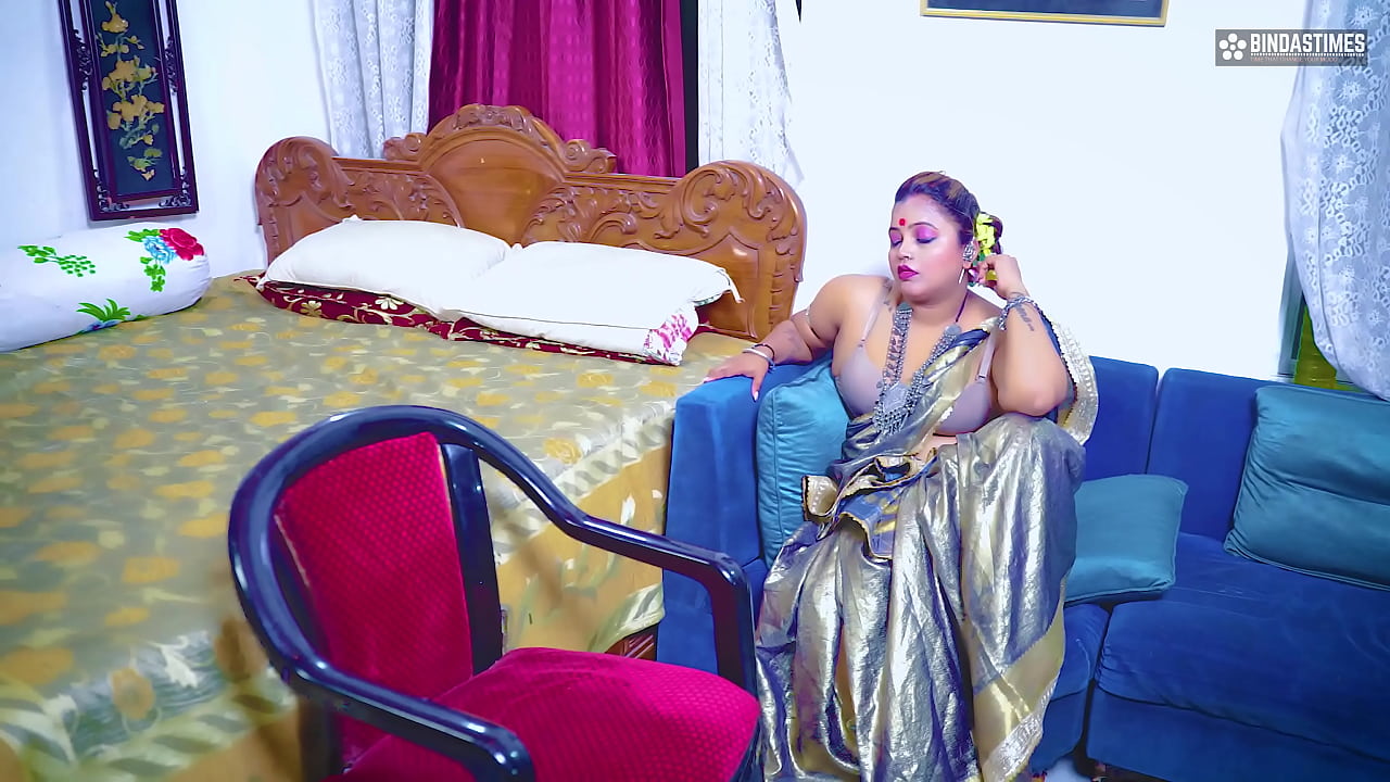 Horny BBW Milf wants to fuck and suck Huge Cock of her Servant when No One at Home ( HIndi Audio )