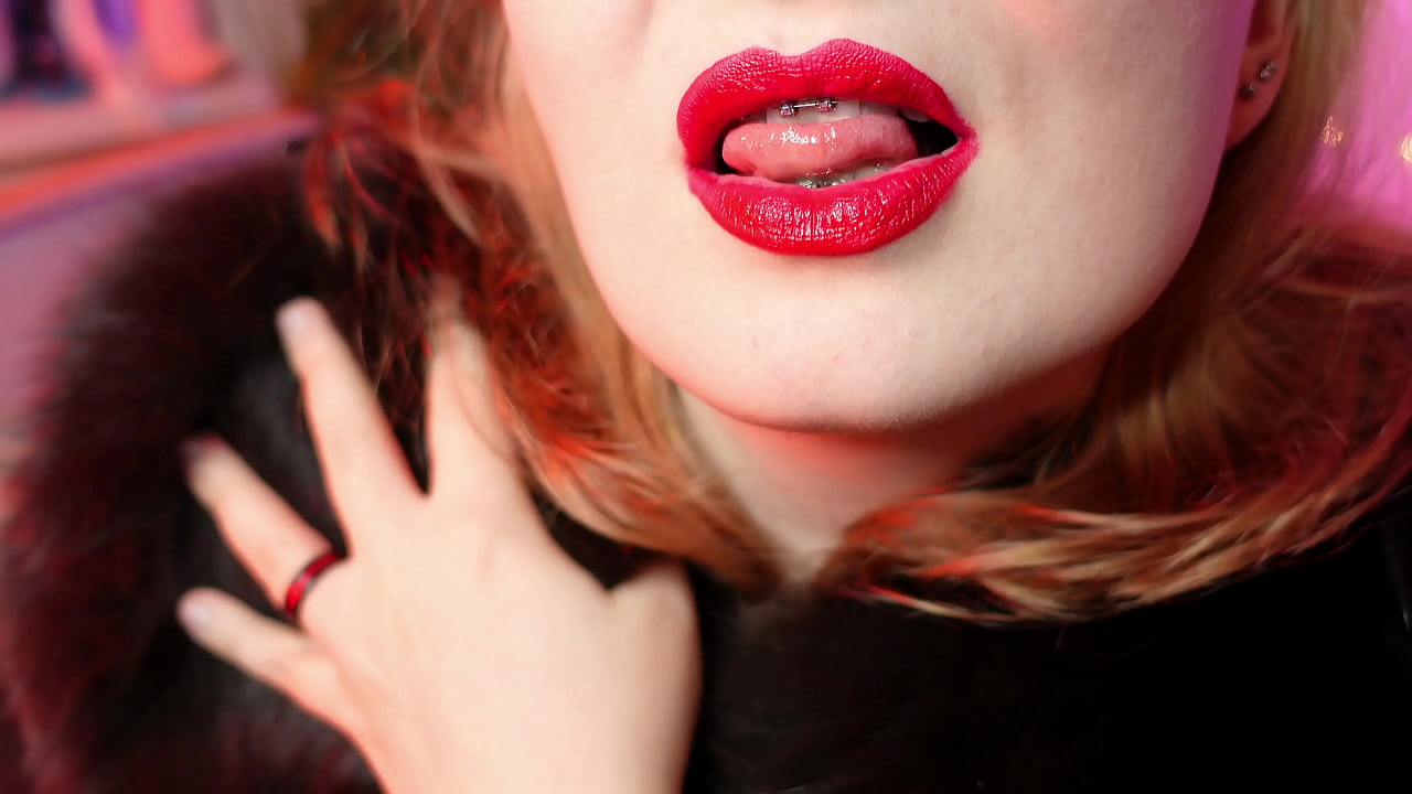 hot MILF in fur seduces you