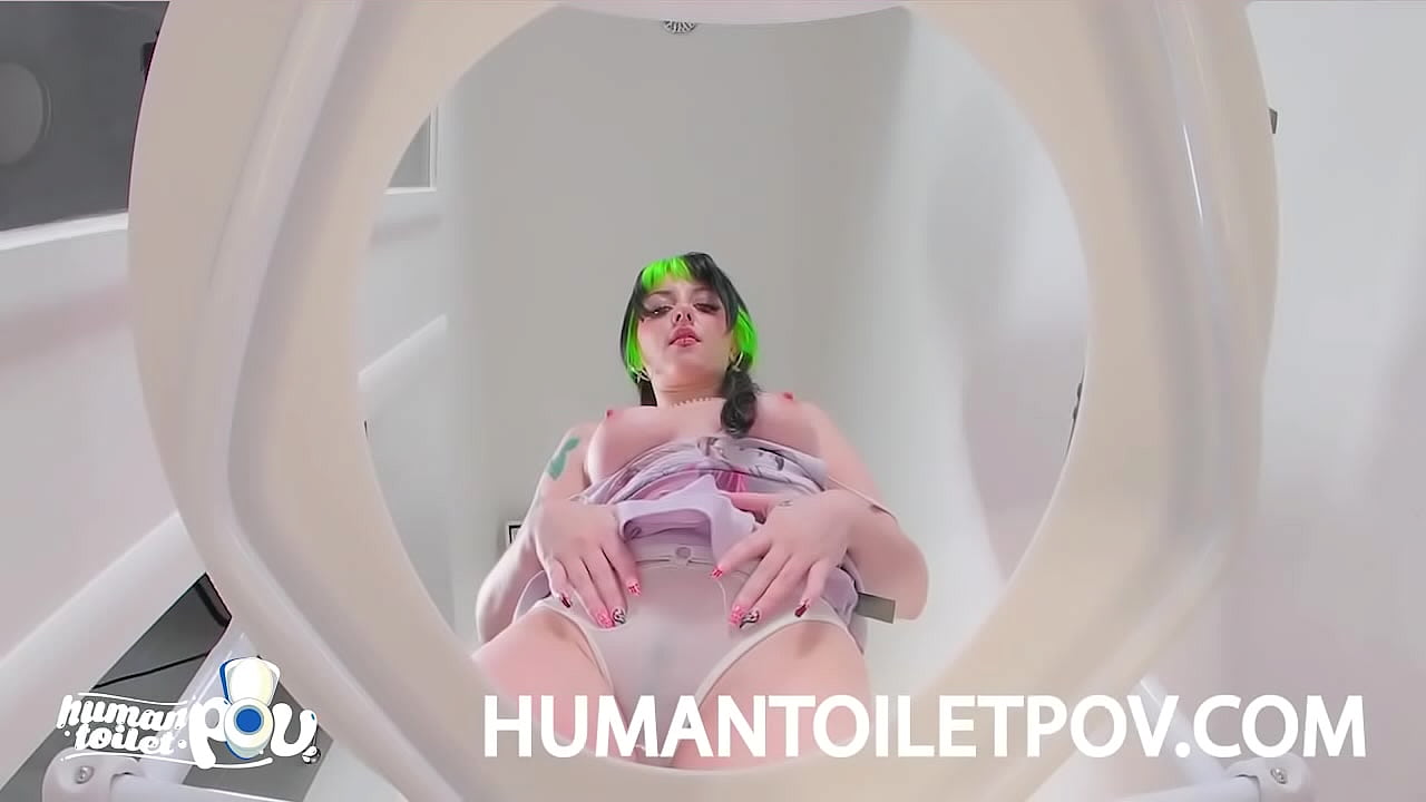 You surprise alt girl by hiding in her toilet begging for her to sit on your face and piss