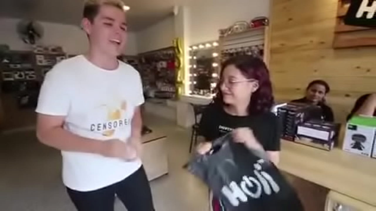 Joven Youtuber follando