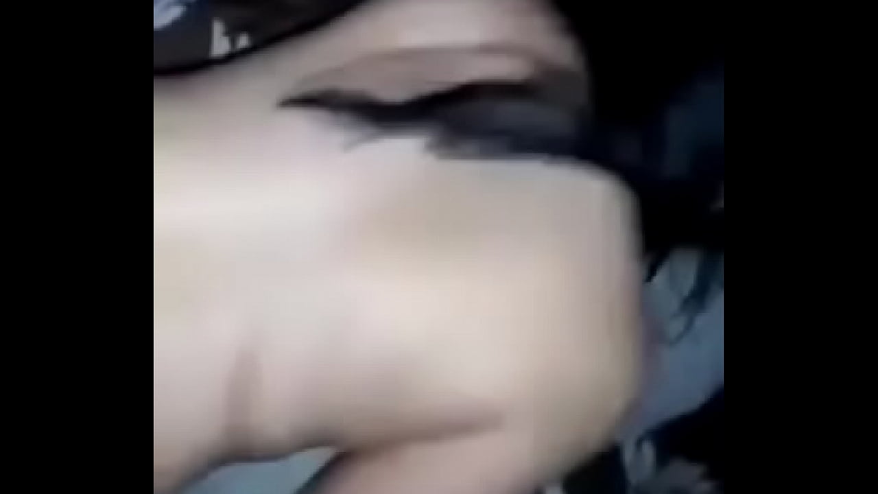 La puta de mi es esposa viene cada fin de semana para que me la coja