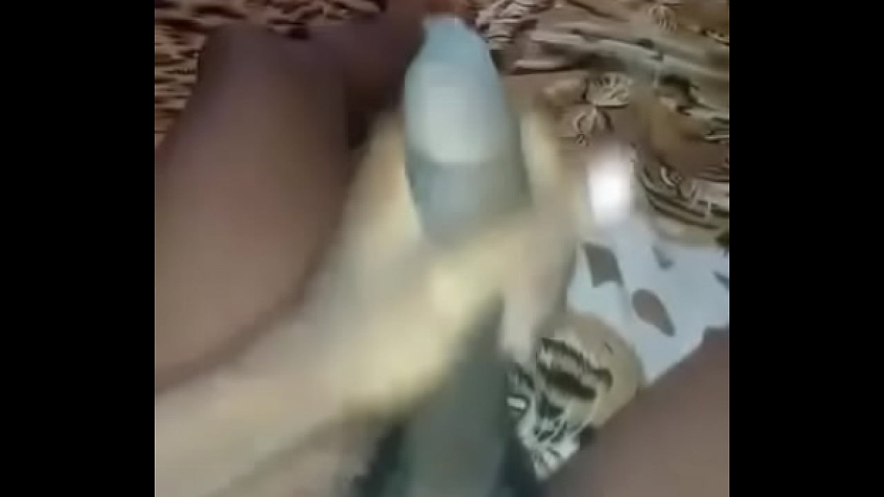 Amigo delgado con gran pene